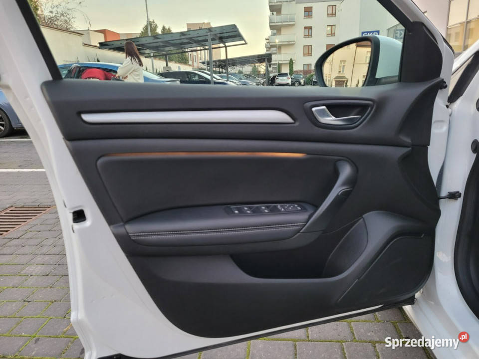 Renault Megane 30 przebiegu 13 Turbo 140benzyna Sedan / Limuzyna Megane Samochody osobowe Toruń