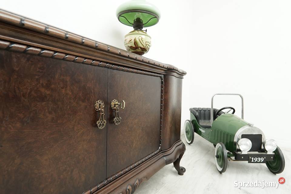 Zabytkowa komoda z lat 40tych w stylu Jerka