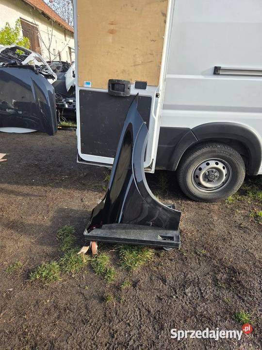 błotnik prawy przód przedni Volvo XC60 II