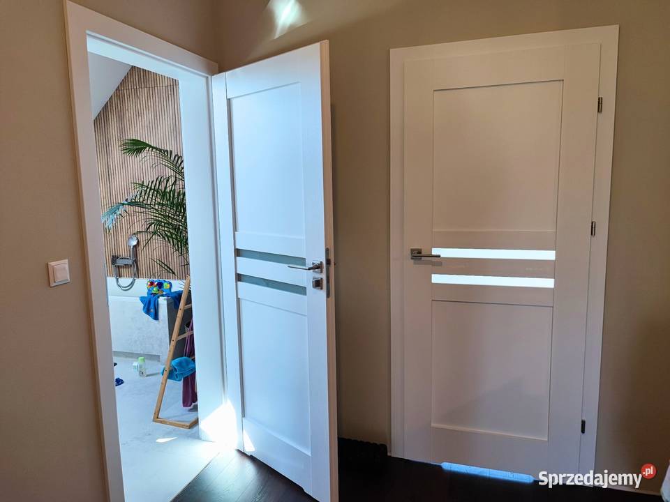 DRZWI WEW MONTAŻ i OŚCIEŻNICE REG 788 449 440