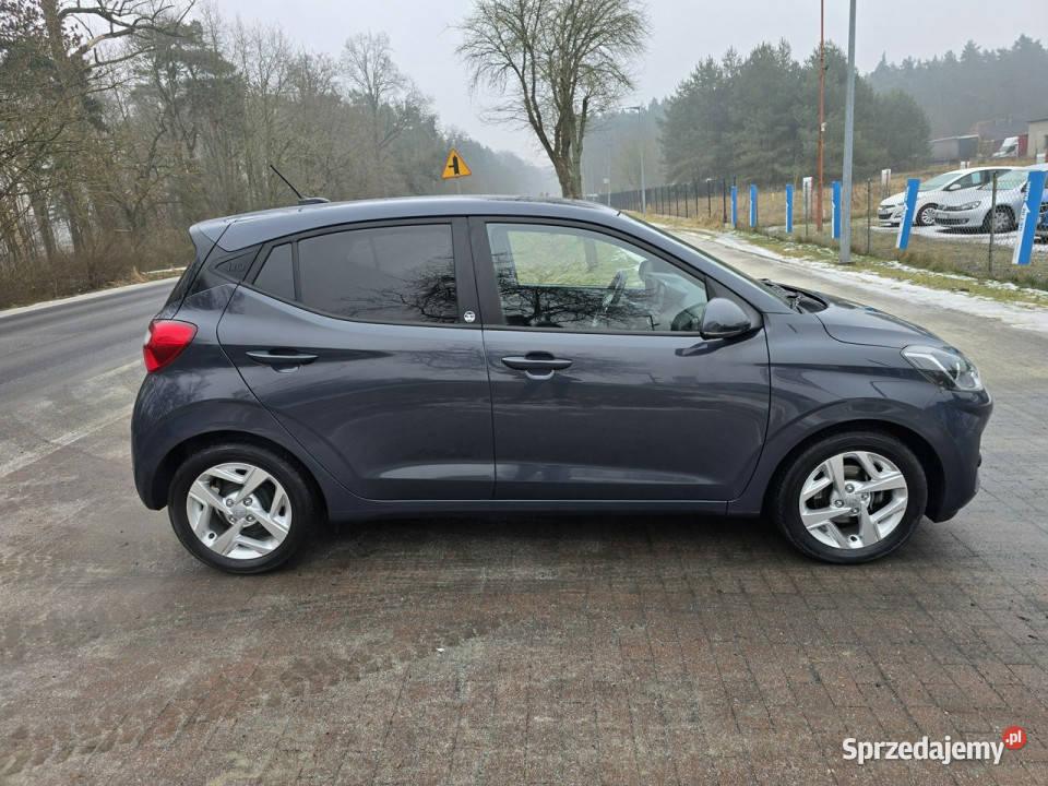 Hyundai i10 Hyundai i10 10 benzynka z małym światła LED Cielcza