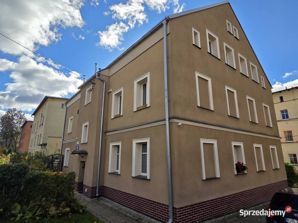 SPRZEDAM mieszkanie w Wałbrzychu Dąbrowskiego 42 Piętro 1
