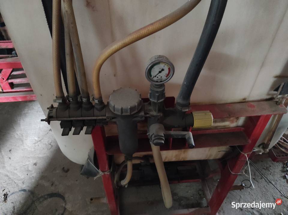Sprzedam opryskiwacz podwieszany 400l nieuszkodzony Pruszcz