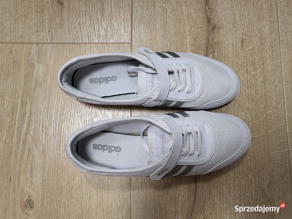 Białe niskie sneakersy adidasy trampki baleriny Warszawa