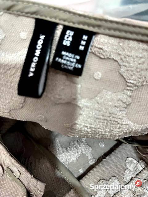 vero moda sukienka koktajlowa tłoczone kwiaty Choszczno