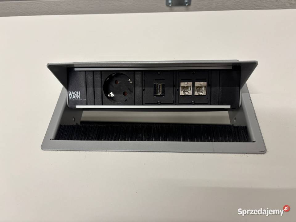 Biurko Steelcase Kalidro z media portem Kraków