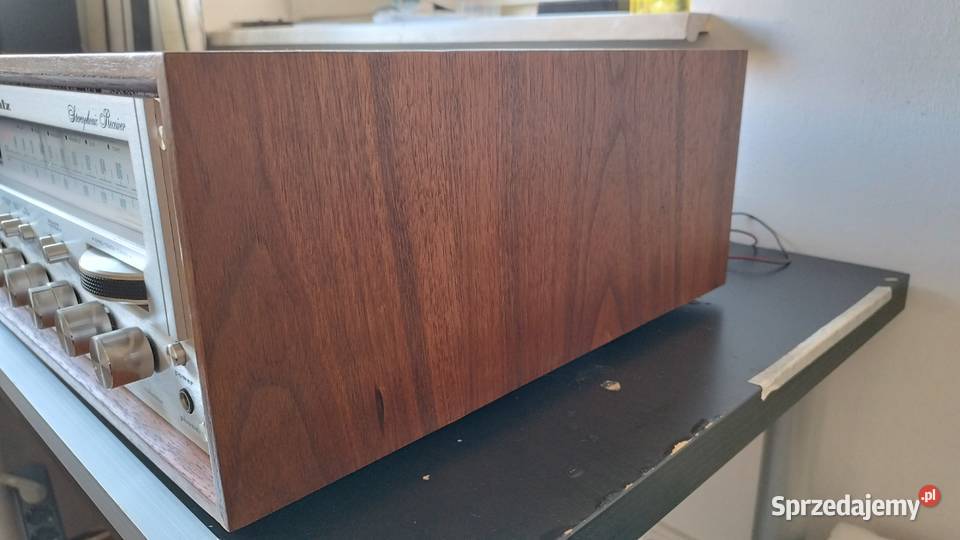 Amplituner Marantz 2330B