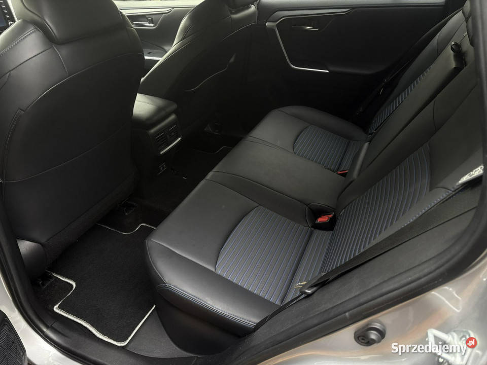 Toyota RAV4 25 HSD 218 4x4 SELECTION JBL salon lakier metallic Warszawa