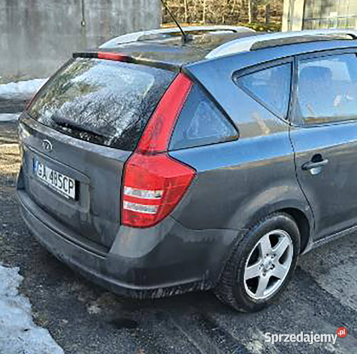 KIA CEED KOMBI 14 2008 LPG do naprawy sprzedam