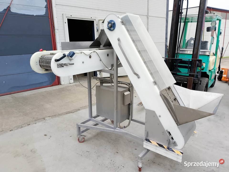Podajnik z przesiewaczem sprzedam