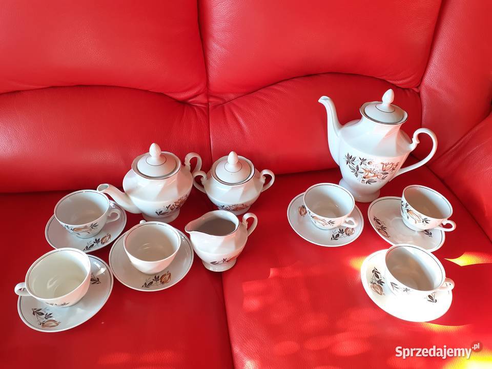 Serwis porcelanowy sygnowany dwa dzbanki Warszawa