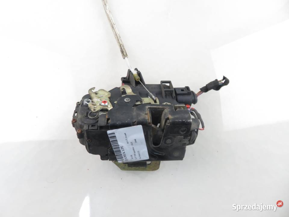 ZAMEK LEWY PRZEDNI AUDI A6 C5