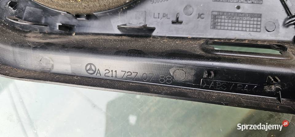 Osłona głosnika lewy przód mercedes w211 Pozostałe Zbąszyń