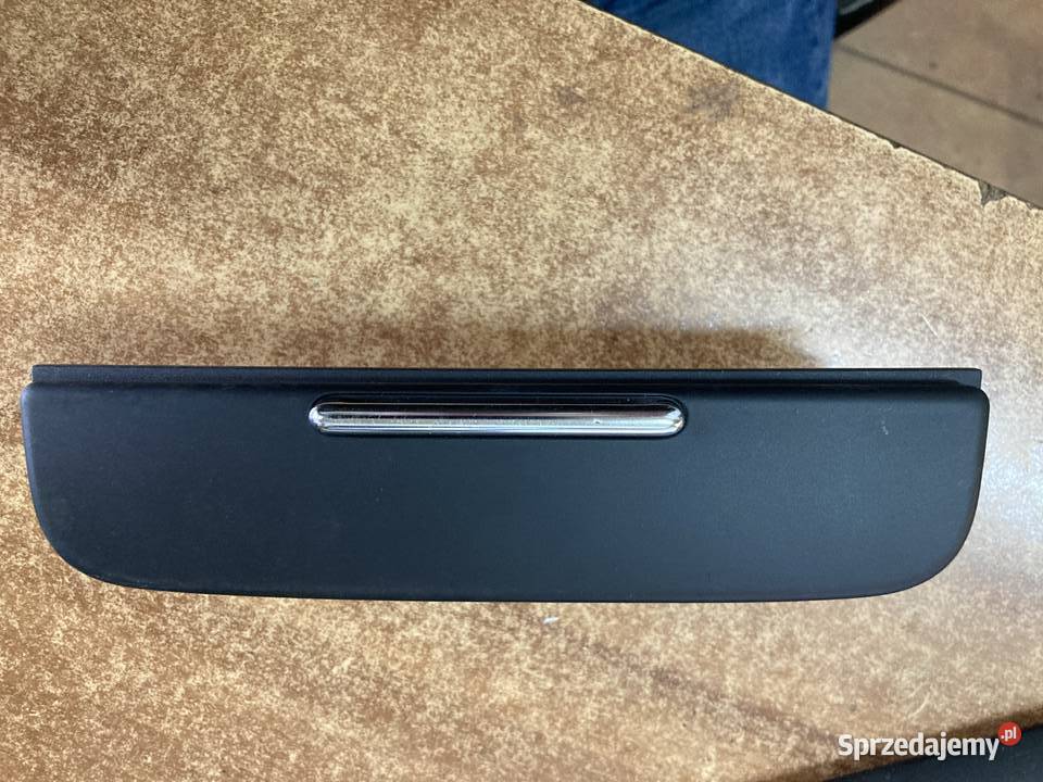 GNIAZDO ZAPALNICZKI TYŁ VW TOUAREG II 7P Rakoniewice