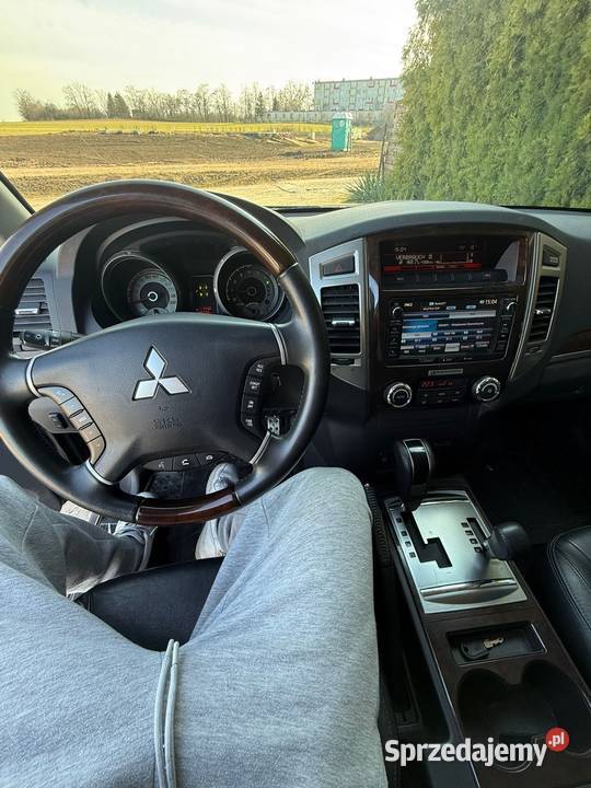 Mitsubishi Pajero 32 did 200 Osięciny
