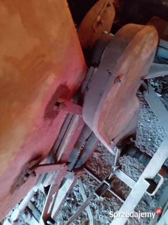 Rozsiewacz kos do nawozu Lututów