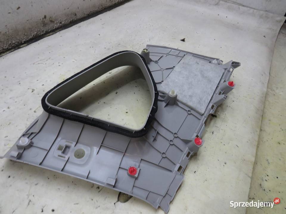 OSŁONA SŁUPKA LEWY TYŁ TOYOTA RAV 4 IV