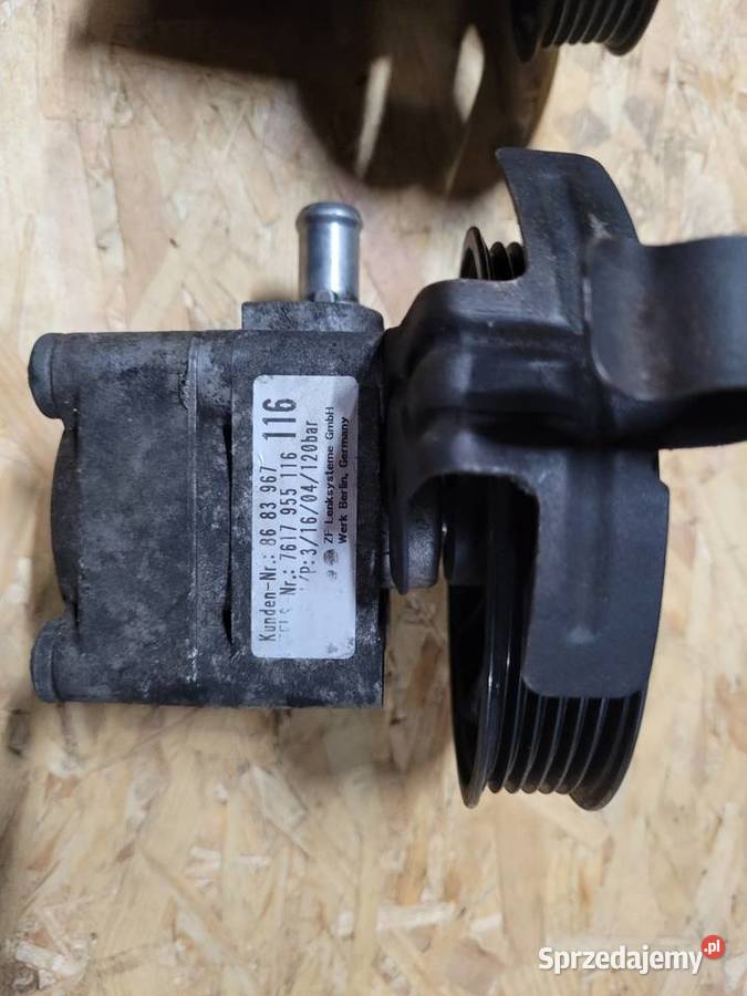 Pompa wspomagania do Volvo XC90 XC70 V70 S60 S80 osobowe lubelskie Wąwolnica sprzedam