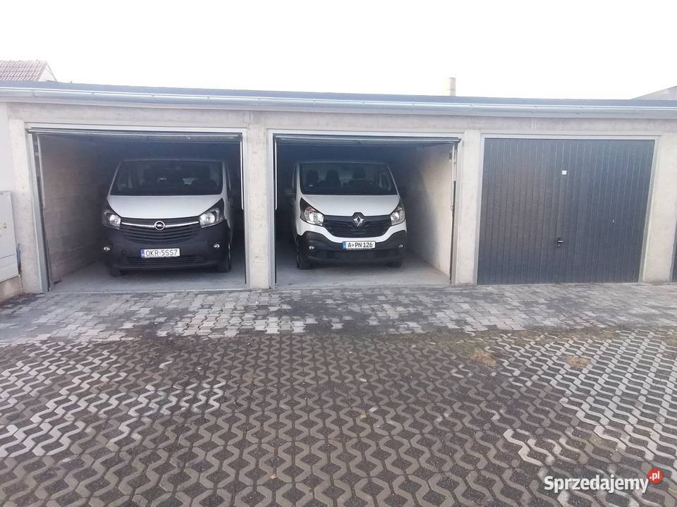 Garaż podwójny prad 36 m2 nowy Garaże i miejsca postojowe Krapkowice