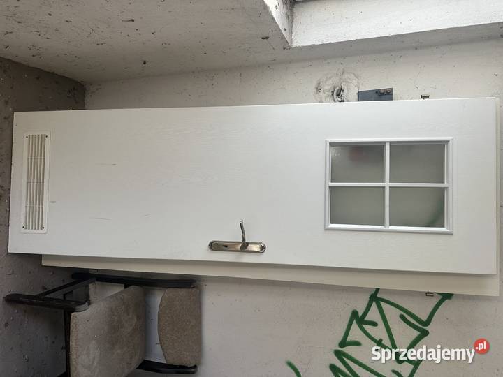 ŁAZIENKOWE 60 LEWE 60cm łódzkie Poddębice sprzedam