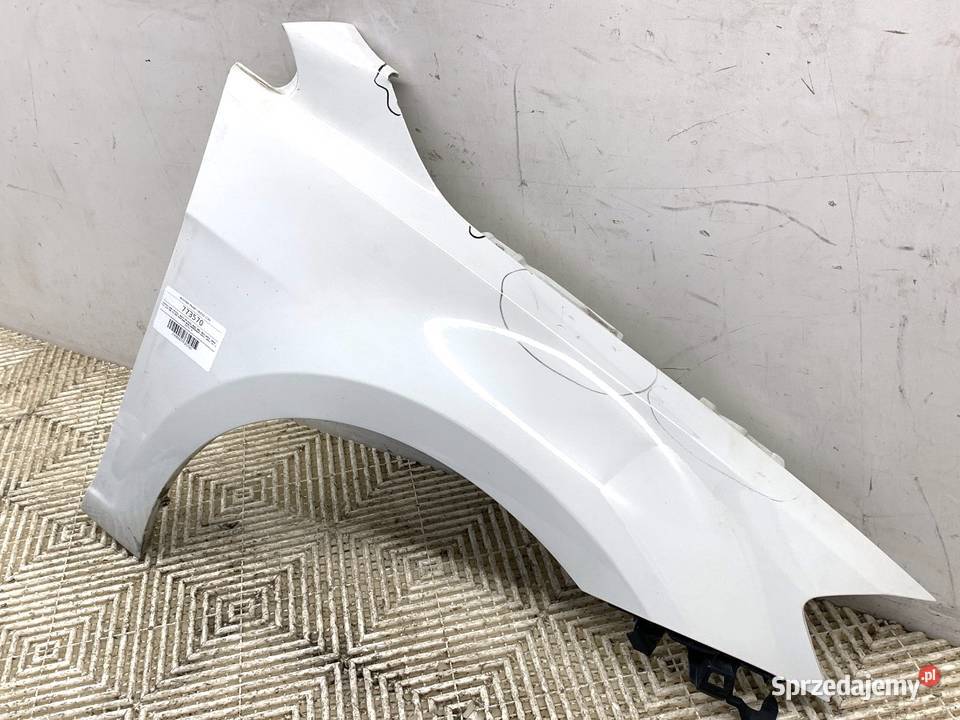 BŁOTNIK PRAWY PRZÓD LC9A VW GOLF VII Hatchback