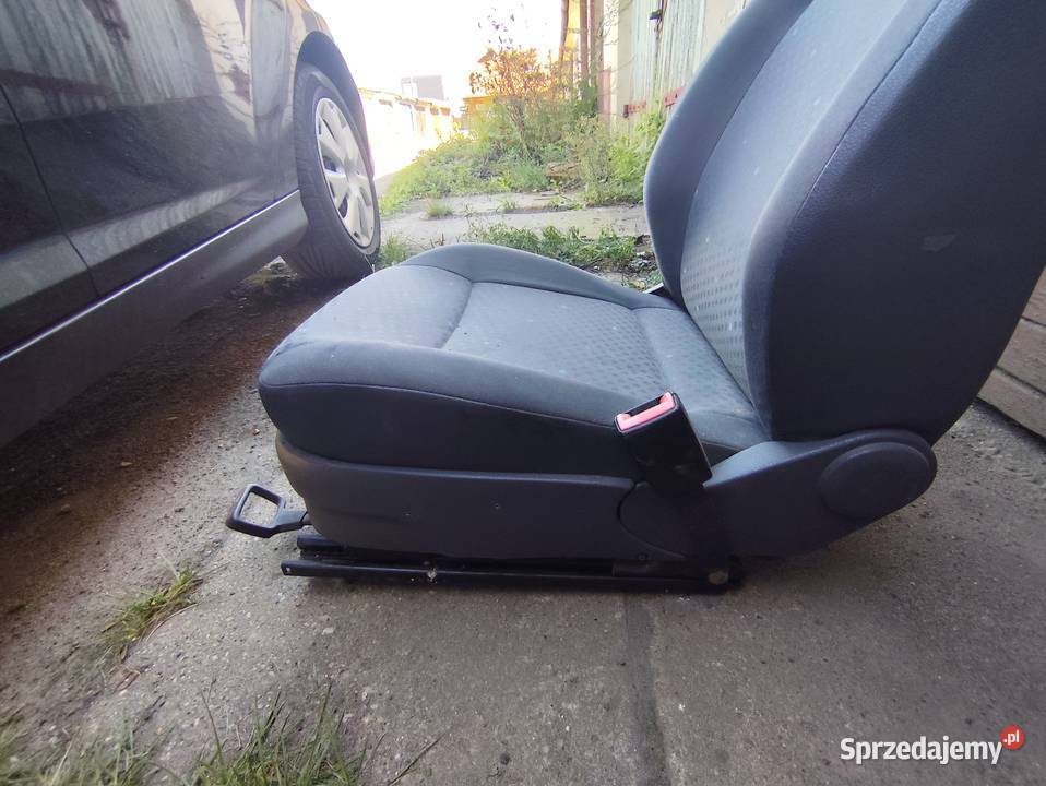 Sprzedam fotel pasażera Polo 9n 3d Sosnowiec
