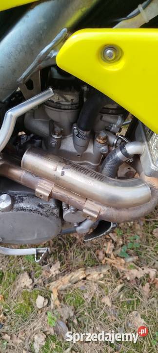Suzuki RMZ 250 4T Akrapowic