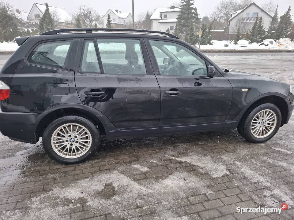 Sprzedam czarny Motoryzacja Karpiny