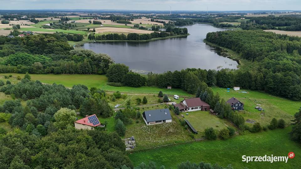 Dom całoroczny jeziorem i obok lasu niedaleko Iława