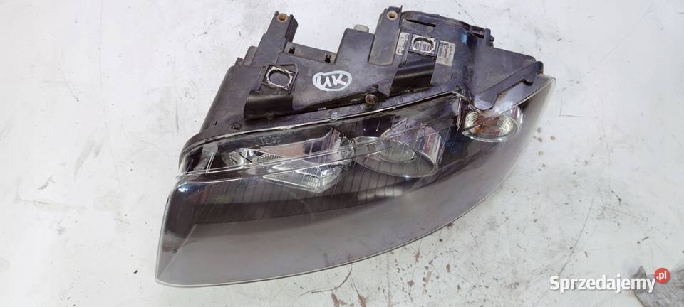 REFLEKTOR LEWY AUDI A4 B6 XENON 8E0941003M UK Przystajń