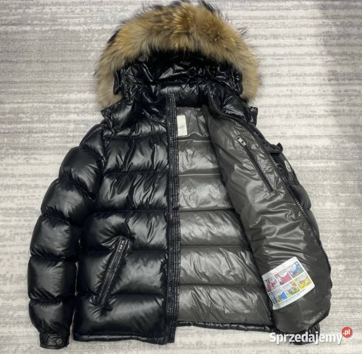 Puchowa kurtka męska Moncler czarna z kapturem Kaptur Kraków