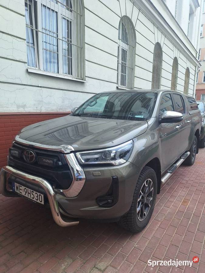 Toyota Hilux automat 2023 Diesel 27 przetarg Rok produkcji 2023