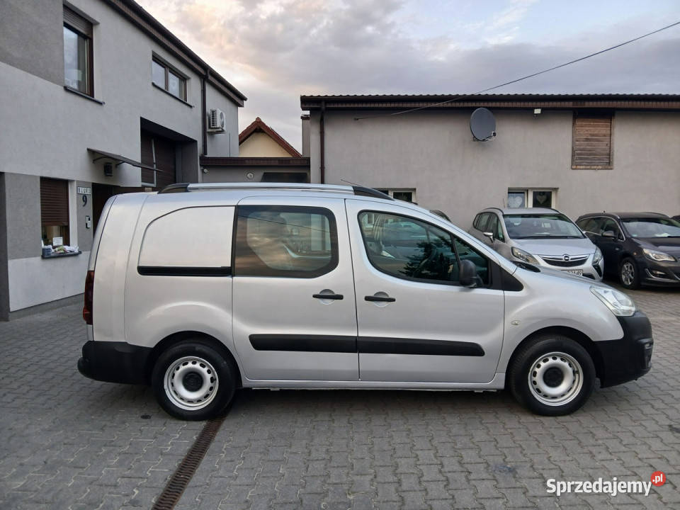 Citroen Berlingo 16HDI LONG brygadówka manualna