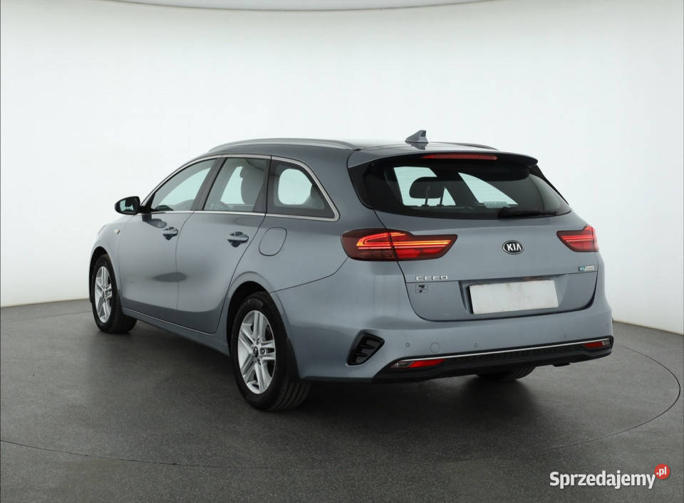 Kia Ceed 16 CRDi MHEV Rok produkcji 2021 Cee'd Piaseczno