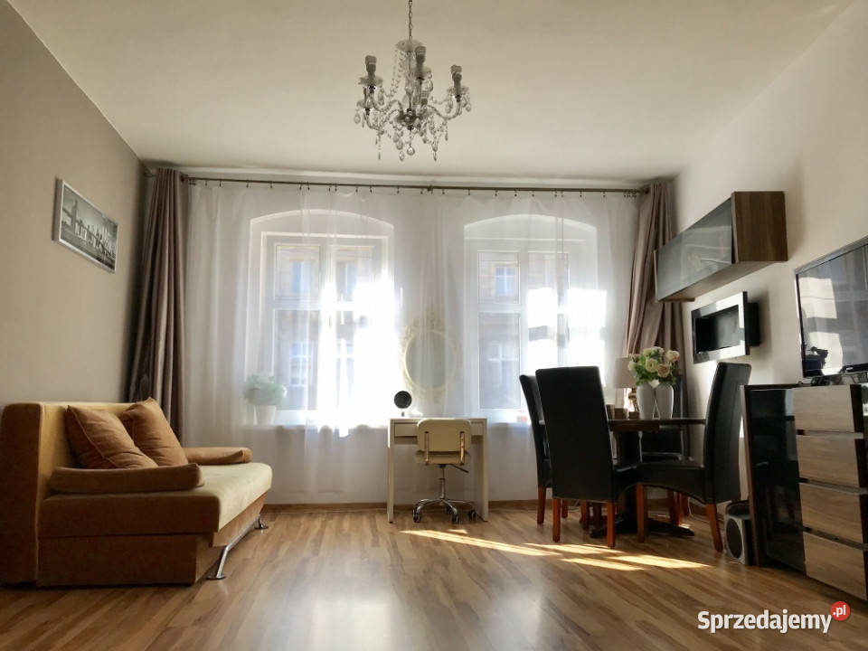 Wynajmę mieszkanie 2 pokojowe 70 m2 biuro w Piętro 2 Bytom