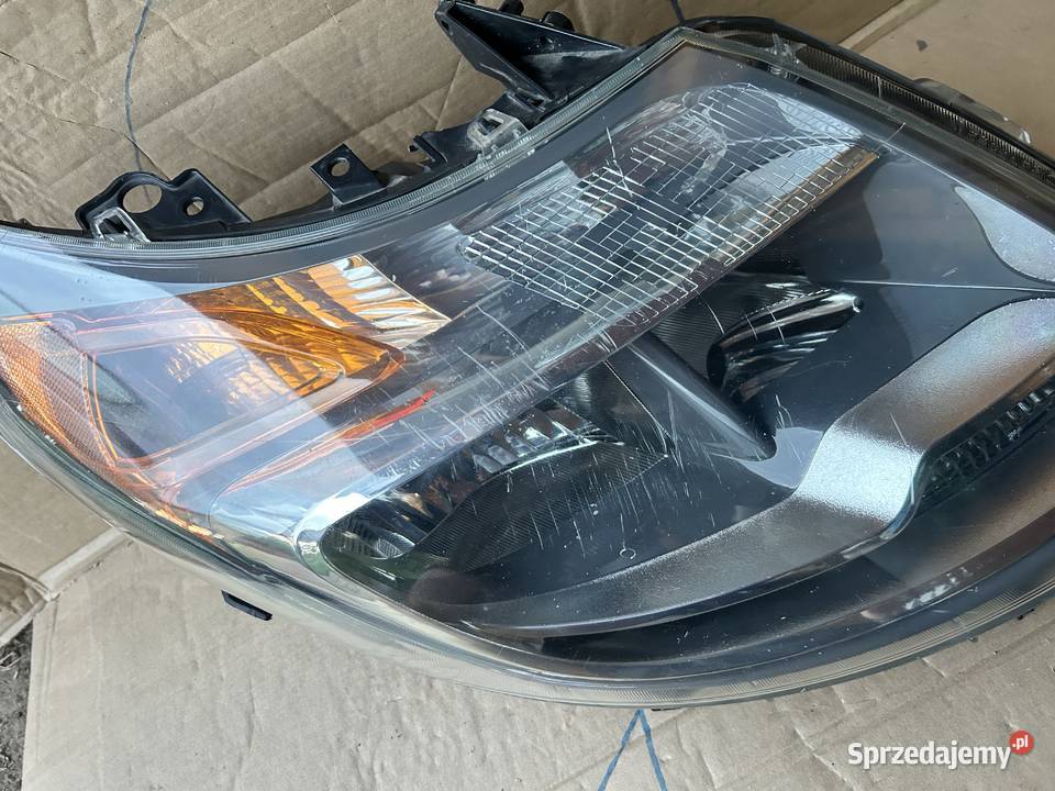 Prawa lampa przednia przód Ram Promaster 36 Ostrowiec Świętokrzyski