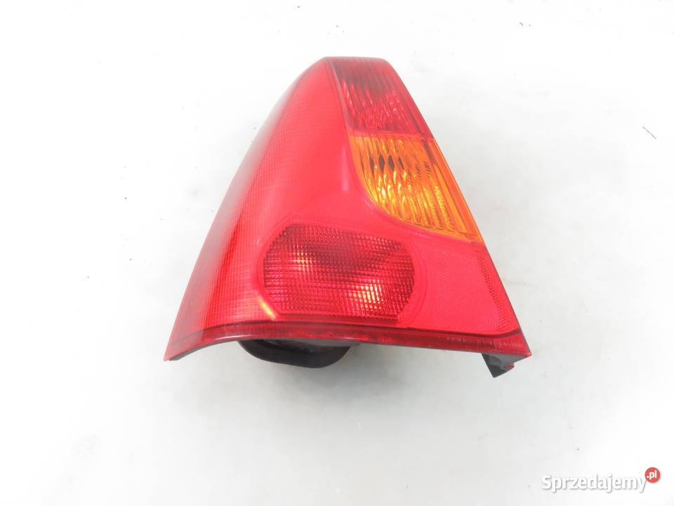 LAMPA LEWA TYLNA DACIA LOGAN 8200211020 Części samochodowe