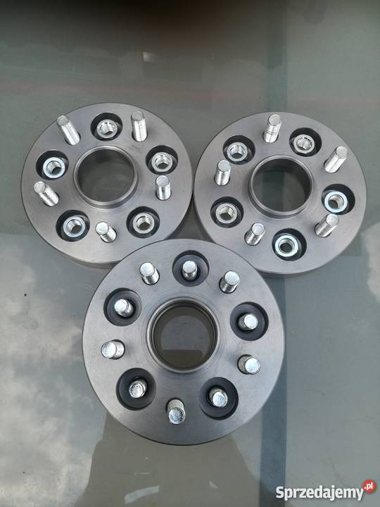 DYSTANSE PRZYKRĘCANE 30MM 5X120 BMW