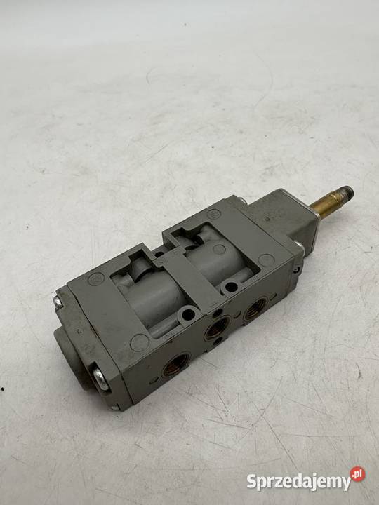 Bosch 0 820 022 126 Elektrozawór mazowieckie Warszawa