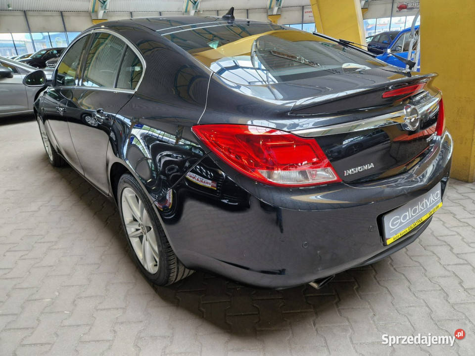 Opel Insignia opis 4x4 250 W podanej roczna autoalarm Mysłowice