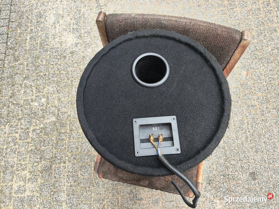 Tuba bassowa basowa subwoofer Blaupunkt Niegowonice