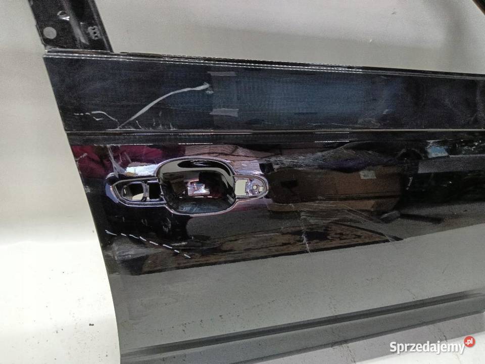 DRZWI PRZÓD PRZEDNIE PRAWE AUDI A4 B9 8W0831052 osobowe
