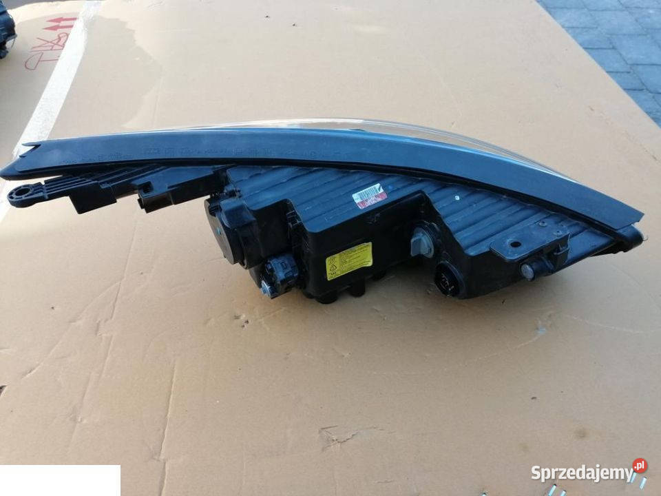 HYUNDAI IX35 LIFT REFLEKTOR LEWY lampy przednie Kozubszczyzna