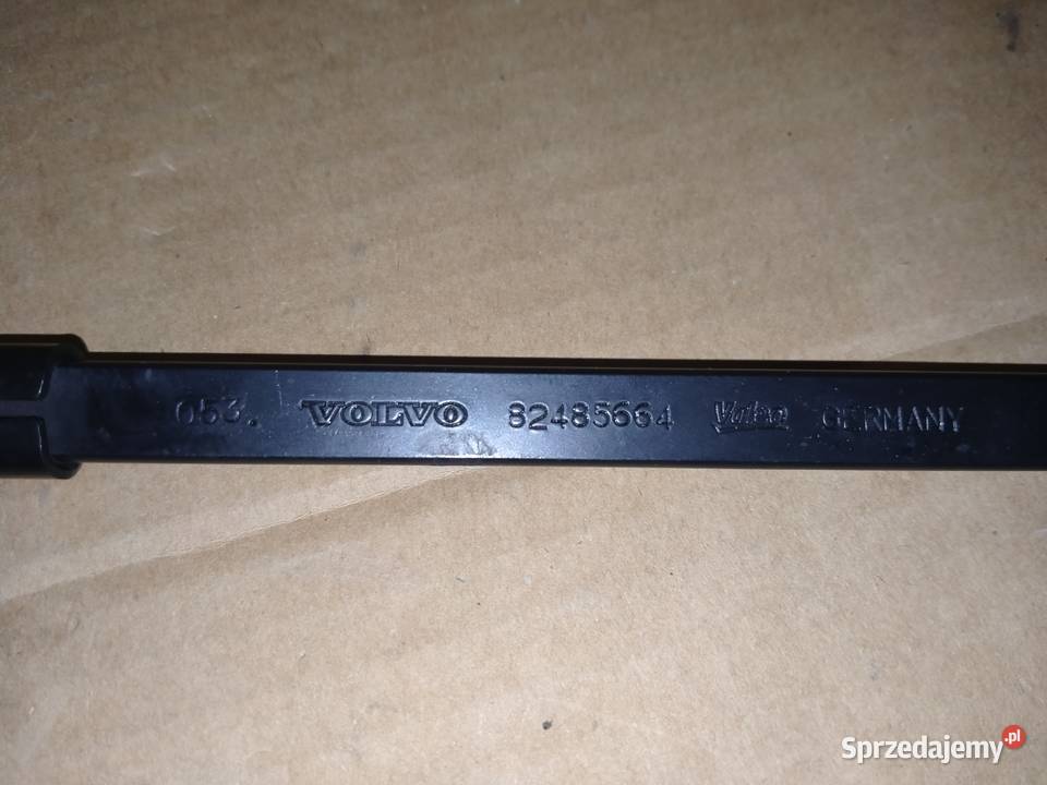 VOLVO FH4 FH5 RAMIĘ WYCIERACZKI 82485664