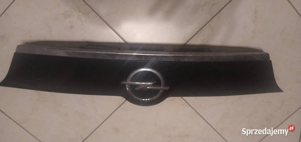 Atrapa tylnej klapy bagażnika Meriva b 105KM Krotoszyn