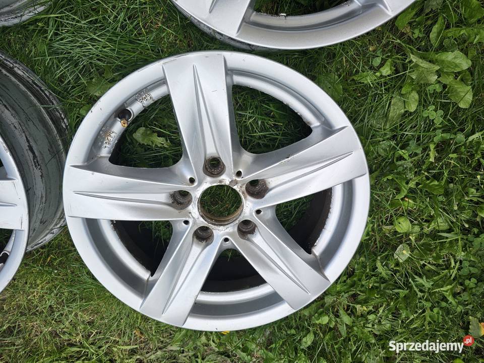 Felgi aluminiowe BMW e90 e91 16 70Jx16 Et 34 Średnica 16"