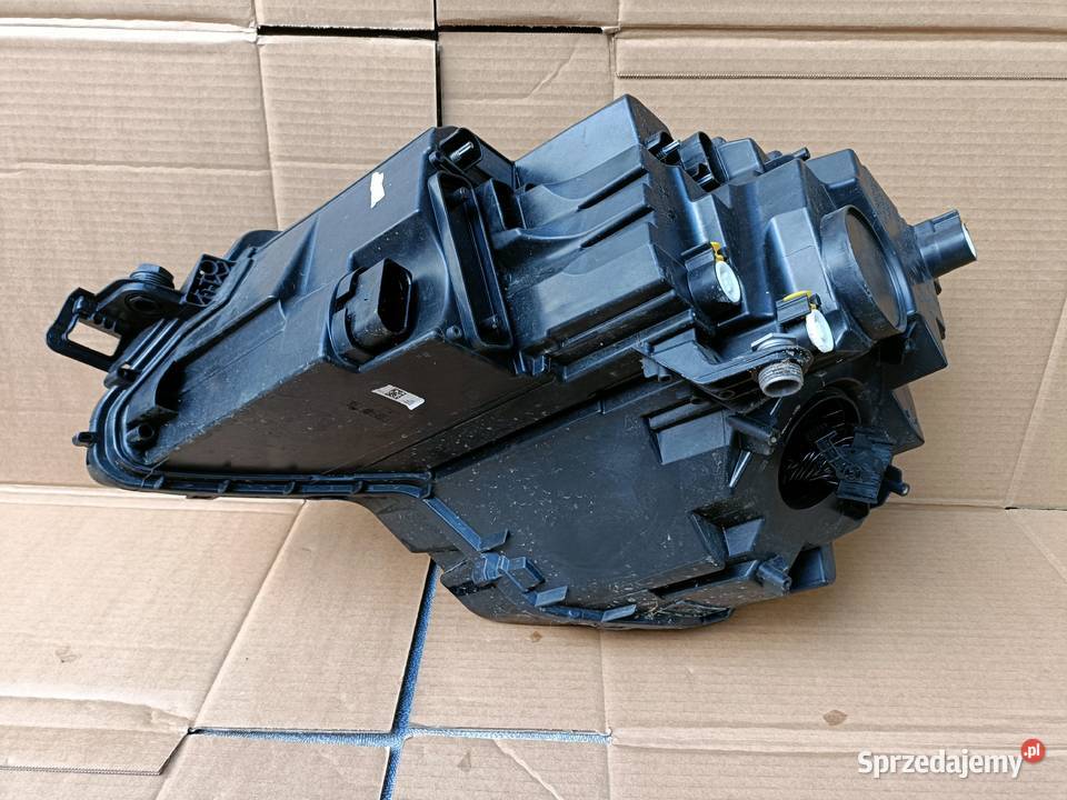 LAMPA PRAWA PRZÓD PRZEDNIA SKODA KAROQ FULL LED sprzedam