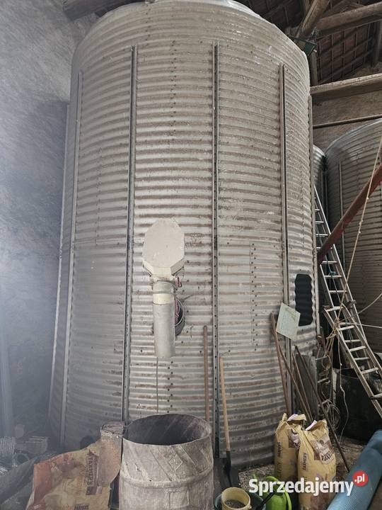 Silos zbożowy 45 ton marki Priv w Ocynku Gruba