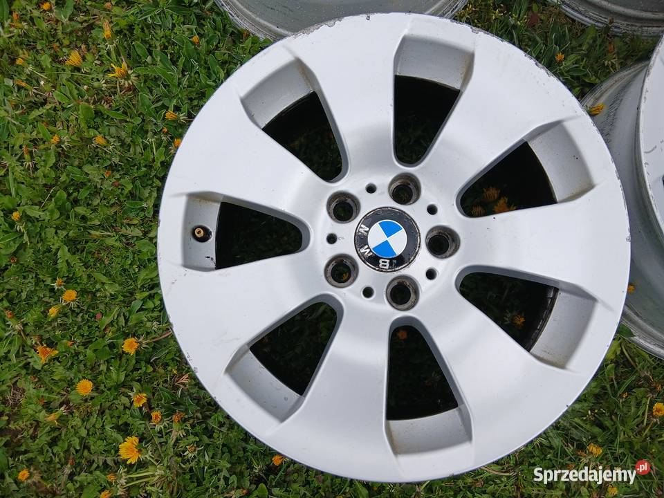 4x Felgi aluminiowe BMW Borbet 6775596 8Jx17 aluminiowe Szczerbice