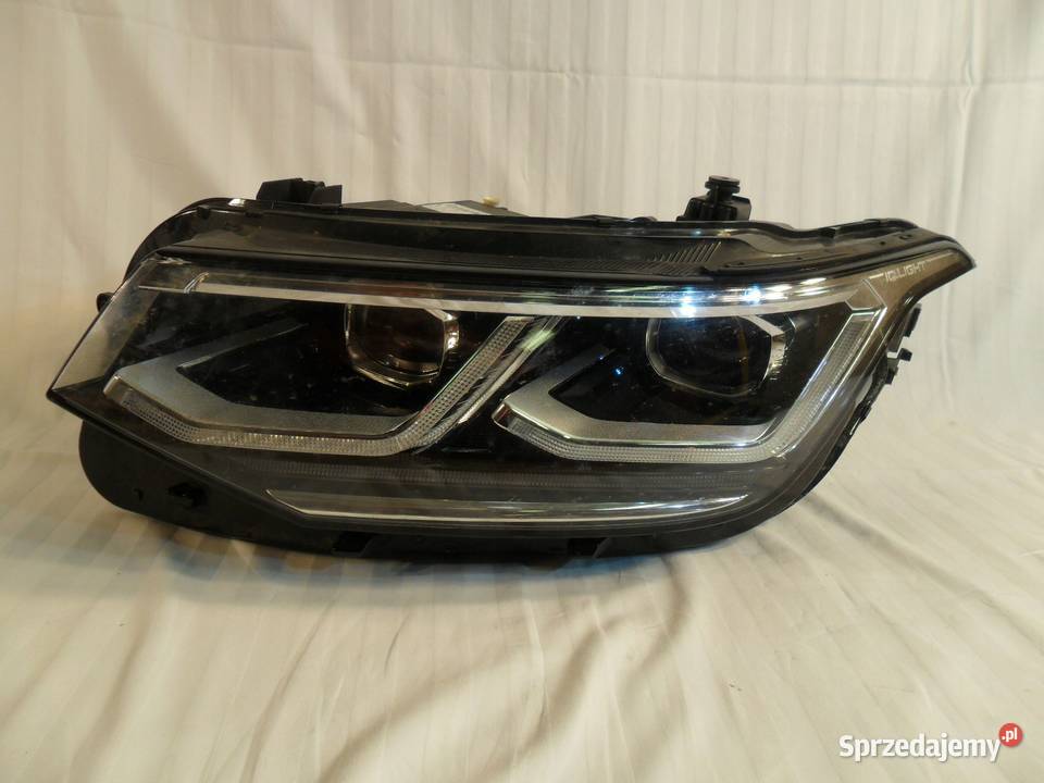 Volkswagen Tiguan II Lift reflektor lewy przedni osobowe Nowy Tomyśl